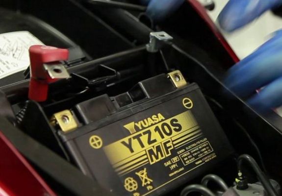 GS_YUASA-Battery-Installation.jpg